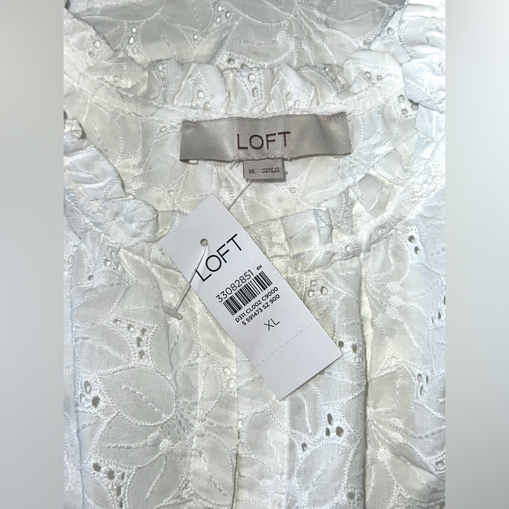 NWT LOFT White Eyelet Ruffle Sleeve Blouse XL - Picture 10 of 11